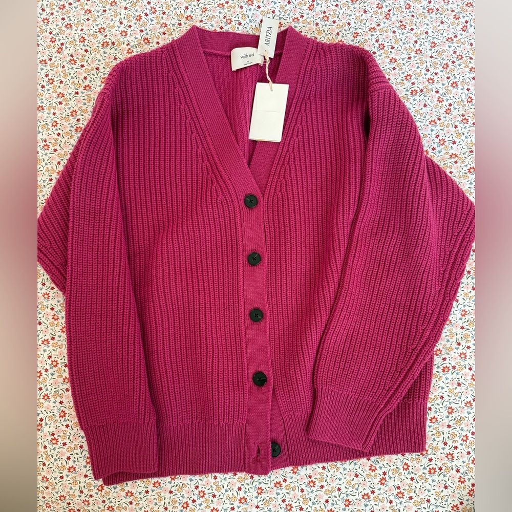 Wilfred Aritzia Merino Wool Cardigan | Magenta | Size M | NWT - Picture 2 of 6